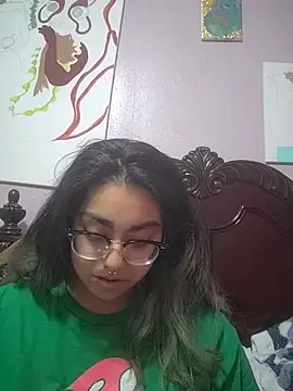 Lovelyrainn online show from 11.29.25