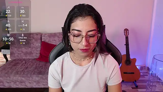 Snapshot of Susanahendrix chatting on 04.16.26 Susanahendrix online show from 04.16.26