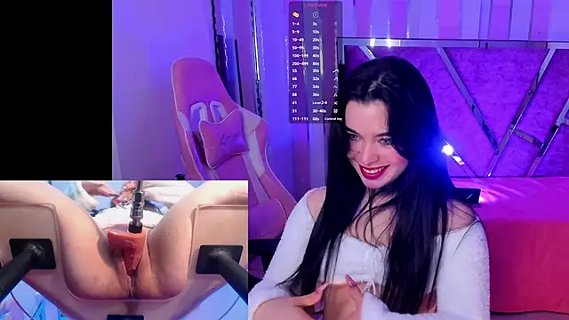 Snapshot of KateLee chatting on 11.24.25 KateLee online show from 11.24.25