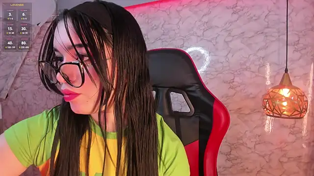 Snapshot of KateLee chatting on 01.13.26 KateLee online show from 01.13.26