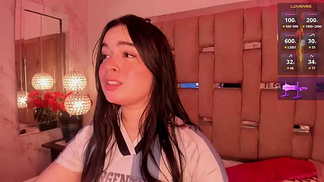 Snapshot of KateLee chatting on 01.16.26 KateLee online show from 01.16.26