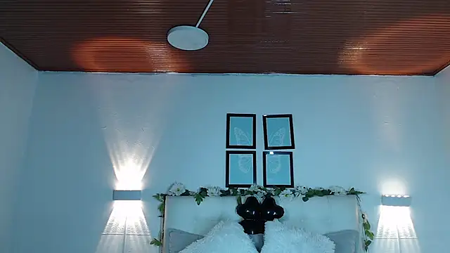 Megan 05  online show from 11.22.25