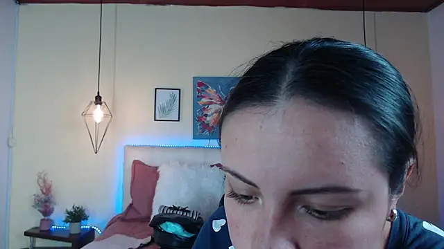 Snapshot of Megan_05_ chatting on 06.26.26 Megan 05 online show from 06.26.26