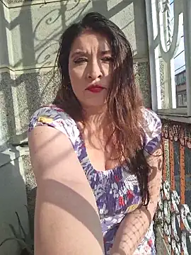 Lady Sofhia online show from 11.11.25