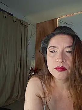 Lady Sofhia online show from 02.08.26