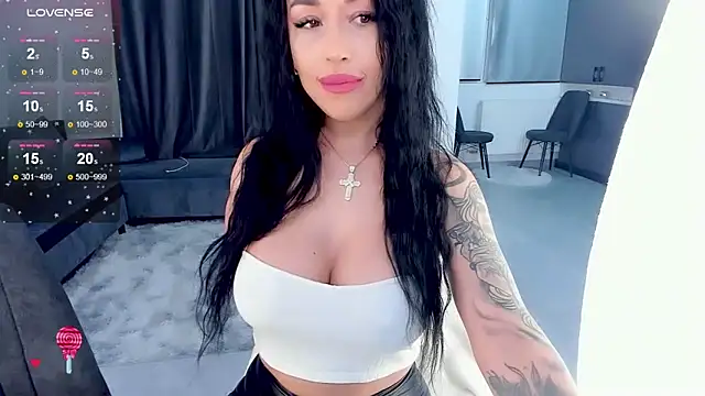 oh julya online show from 02.04.25