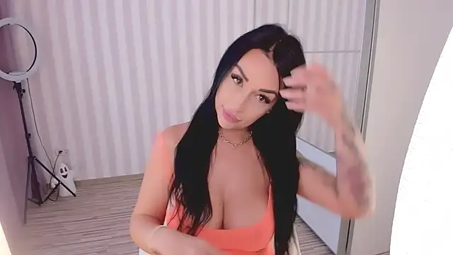 oh julya online show from 10.23.25