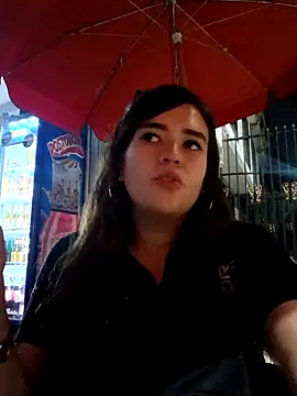 Snapshot of miss_berlyn chatting on 11.06.25 miss berlyn online show from 11.06.25