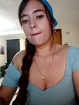 Snapshot of miss_berlyn chatting on 11.15.25 miss berlyn online show from 11.15.25