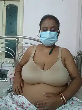 Snapshot of Barna_Love chatting on 11.15.25 Barna Love online show from 11.15.25