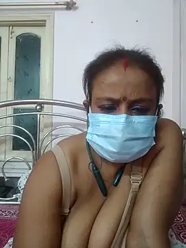 Snapshot of Barna_Love chatting on 12.14.25 Barna Love online show from 12.14.25