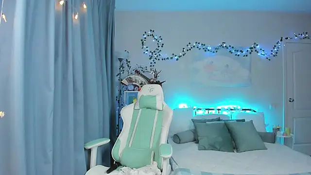 Zoe Vee online show from 03.01.26