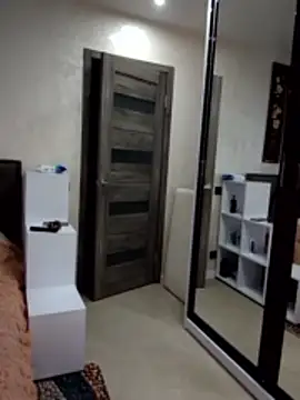 Snapshot of KissMiSveet chatting on 11.23.25 KissMiSveet online show from 11.23.25