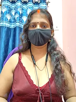 Snapshot of Sonalihot_ chatting on 11.09.25 Sonalihot online show from 11.09.25