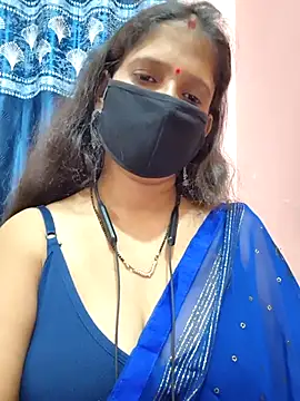 Snapshot of Sonalihot_ chatting on 11.19.25 Sonalihot online show from 11.19.25