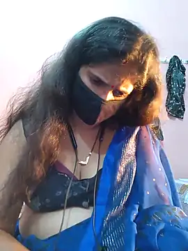 Snapshot of Sonalihot_ chatting on 11.20.25 Sonalihot online show from 11.20.25