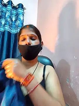 Snapshot of Sonalihot_ chatting on 12.16.25 Sonalihot online show from 12.16.25