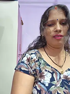 Snapshot of Sonalihot_ chatting on 05.15.26 Sonalihot online show from 05.15.26