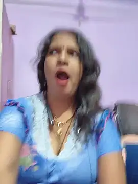 Snapshot of Sonalihot_ chatting on 05.30.26 Sonalihot online show from 05.30.26