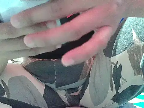 Ayiesha online show from 09.13.25