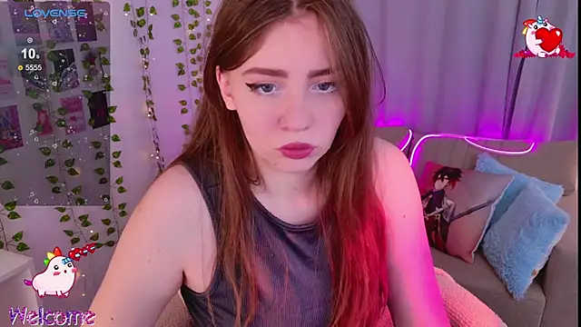 Snapshot of Moon__Bunny chatting on 02.02.26 Moon Bunny online show from 02.02.26