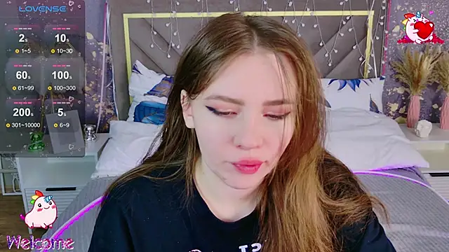 Snapshot of Moon__Bunny chatting on 02.13.26 Moon Bunny online show from 02.13.26