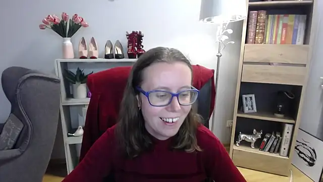 Snapshot of sweetxLizzy chatting on 11.12.25 sweetxLizzy online show from 11.12.25