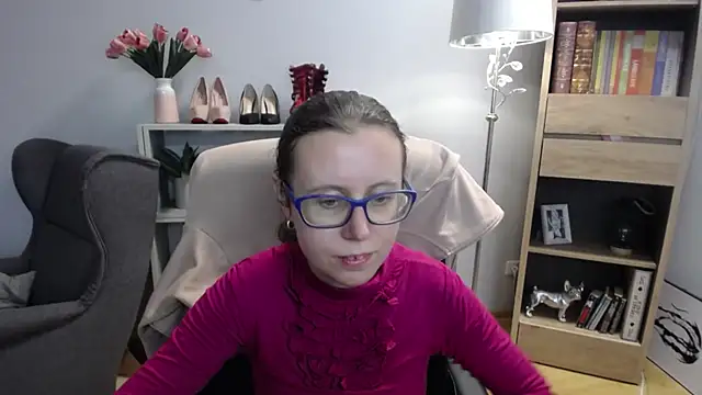 Snapshot of sweetxLizzy chatting on 11.27.25 sweetxLizzy online show from 11.27.25