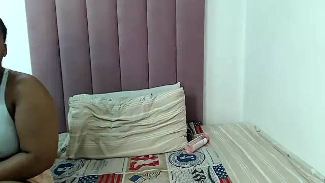 Snapshot of Abby_108 chatting on 09.12.25 Abby 108 online show from 09.12.25