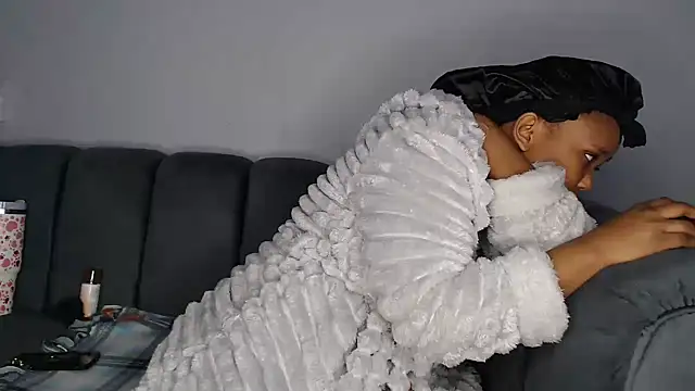 Abby 108 online show from 04.23.26