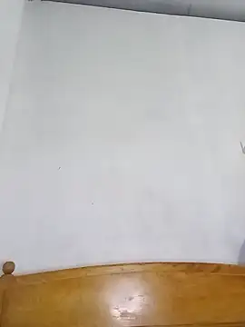 Snapshot of Slllll_Couple00 chatting on 12.18.25 Slllll Couple00 online show from 12.18.25