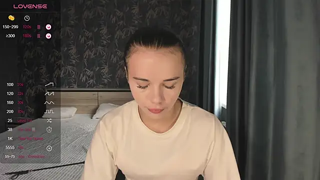 Snapshot of Kseni_a chatting on 06.29.26 Kseni a online show from 06.29.26