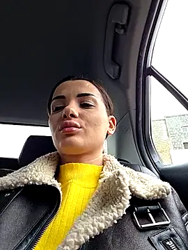 Snapshot of NaughtyChloe chatting on 10.09.25 NaughtyChloe online show from 10.09.25