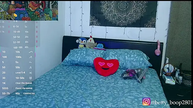 Snapshot of bettyboo2801 chatting on 01.11.26 bettyboo2801 online show from 01.11.26