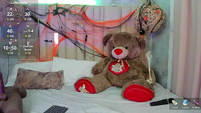 NikkyyRed online show from 10.30.25