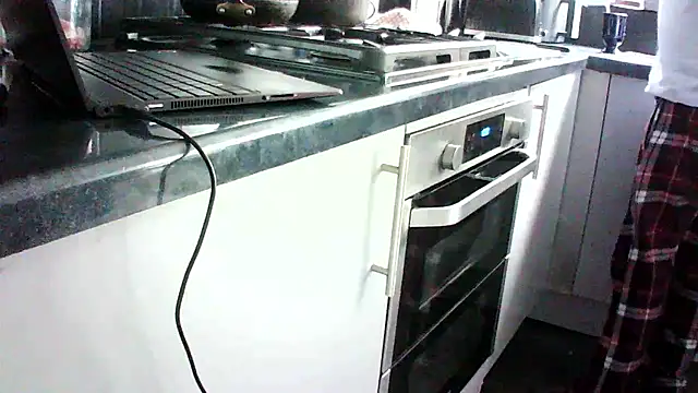 cockheart122 online show from 12.17.25