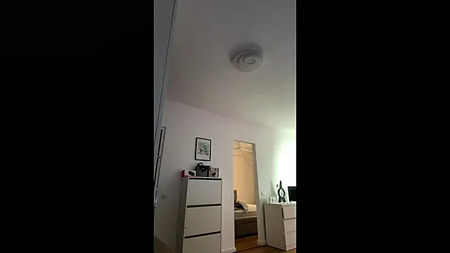 EvaBllake online show from 09.18.25