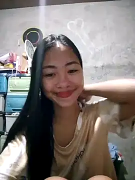 Snapshot of SweetMissPinay18 chatting on 05.12.26 SweetMissPinay18 online show from 05.12.26