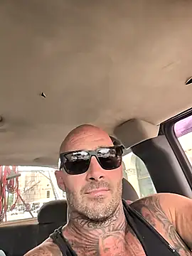 Snapshot of joeyoneill chatting on 09.08.25 joeyoneill online show from 09.08.25