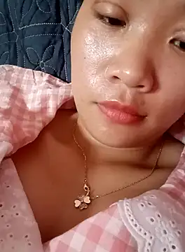 Snapshot of Maimai00 chatting on 09.15.25 Maimai00 online show from 09.15.25