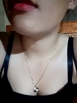 Snapshot of Maimai00 chatting on 09.16.25 Maimai00 online show from 09.16.25