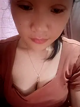 Snapshot of Maimai00 chatting on 09.29.25 Maimai00 online show from 09.29.25