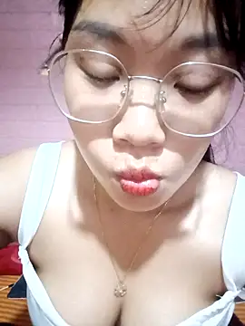 Snapshot of Maimai00 chatting on 10.03.25 Maimai00 online show from 10.03.25