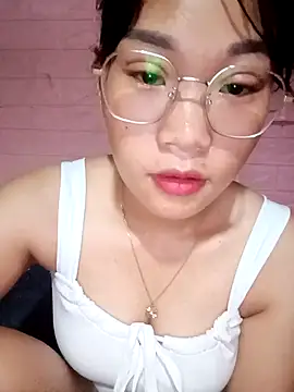 Snapshot of Maimai00 chatting on 10.05.25 Maimai00 online show from 10.05.25