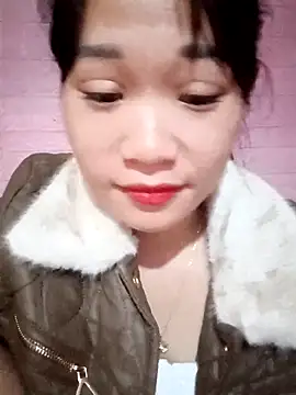 Snapshot of Maimai00 chatting on 10.22.25 Maimai00 online show from 10.22.25