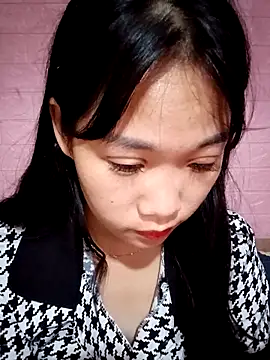 Snapshot of Maimai00 chatting on 10.22.25 Maimai00 online show from 10.22.25