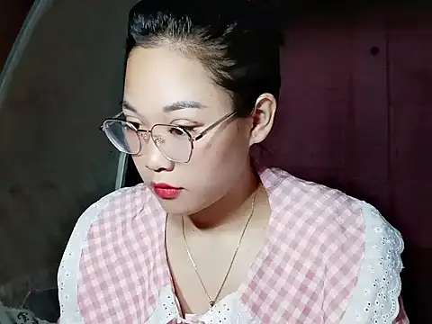 Snapshot of Maimai00 chatting on 11.10.25 Maimai00 online show from 11.10.25