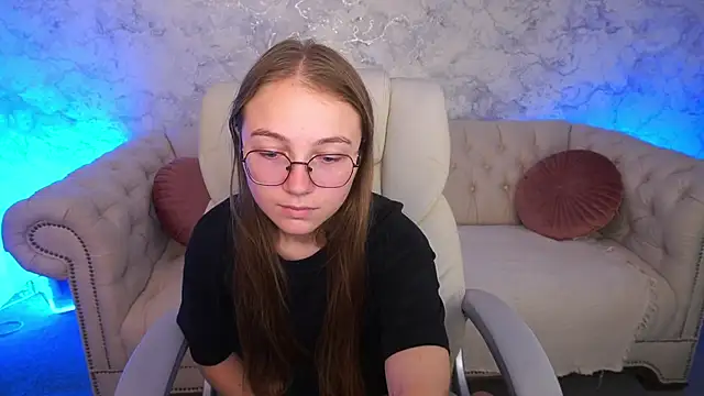 ArrinaWairr online show from 09.09.25