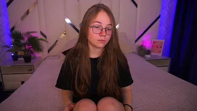 ArrinaWairr online show from 11.03.25