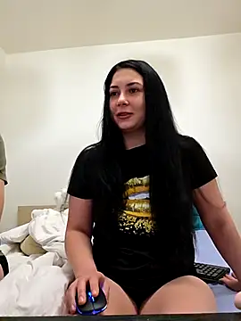 Snapshot of SaraViss20 chatting on 01.19.26 SaraViss20 online show from 01.19.26